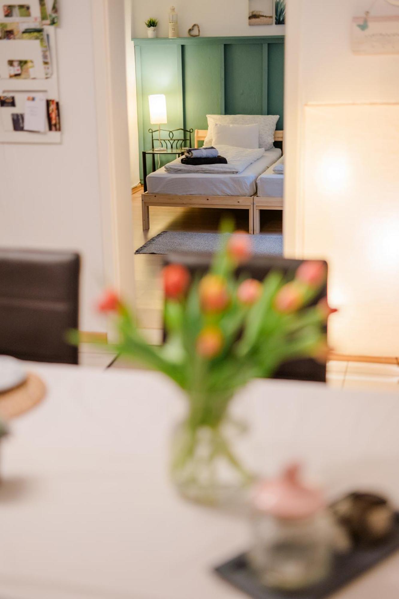 Buchlindenweg - Zimmer & Ferienwohnung Breitscheid  Buitenkant foto